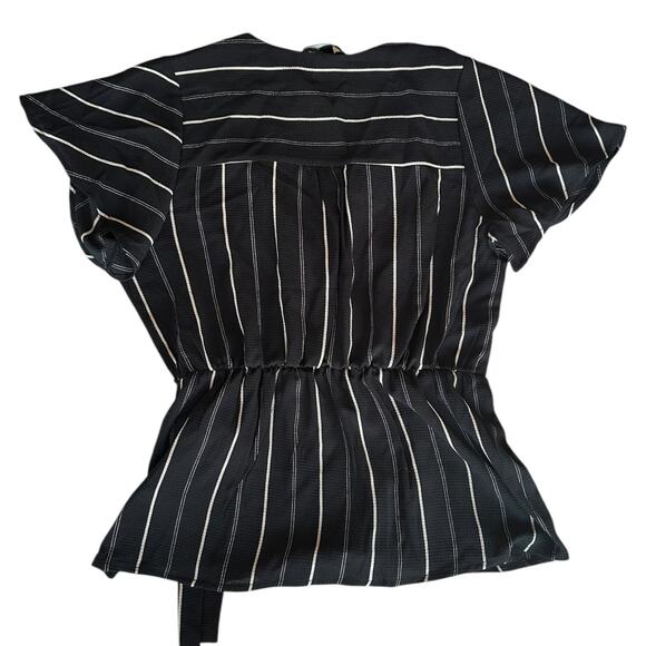 Womens Blouse Size Small Stretch Black and White Wrap - Picture 4 of 5